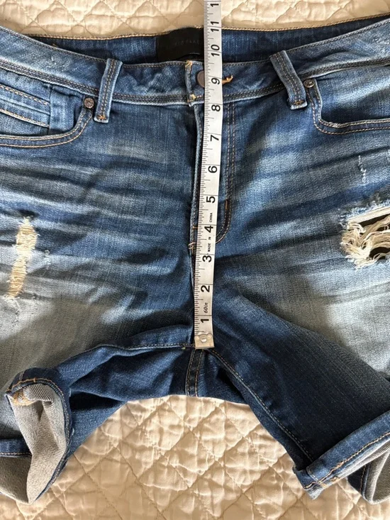 Buckle Black Fit No 53 Mid-Rise Distressed Blue Denim Jean Shorts 31 - Picture 5 of 6